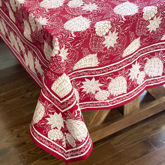 PINECONES TABLECLOTH